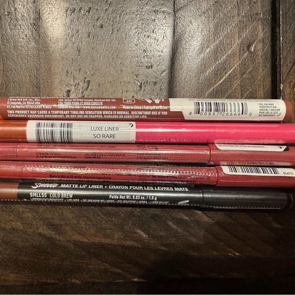 Assorted Lip Liner Set